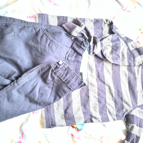 Boys Tommy Hilfiger, short and blouse outfit short size 10 blouse small - Picture 2 of 3